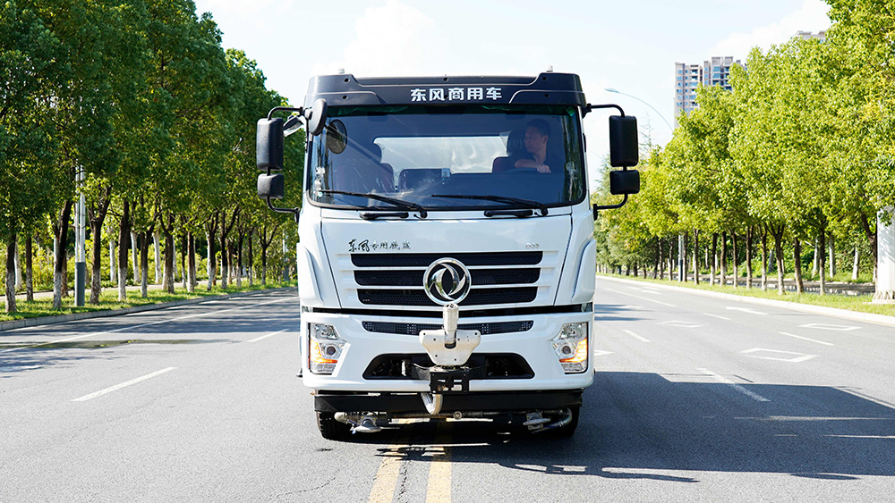 东风D3S绿化喷洒车