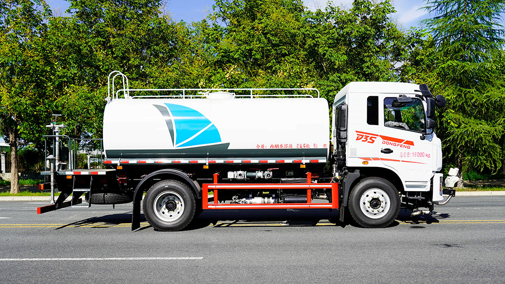 东风D3S绿化喷洒车