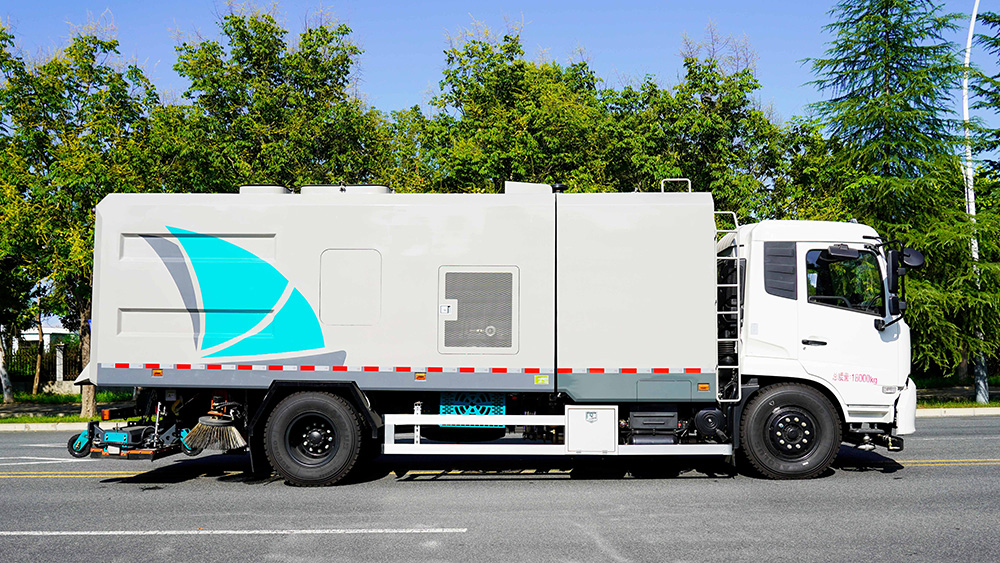 东风天锦道路污染清除车