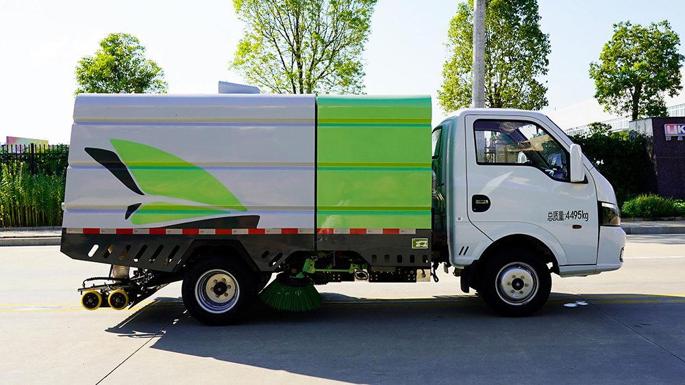 东风华神纯电动洗扫车