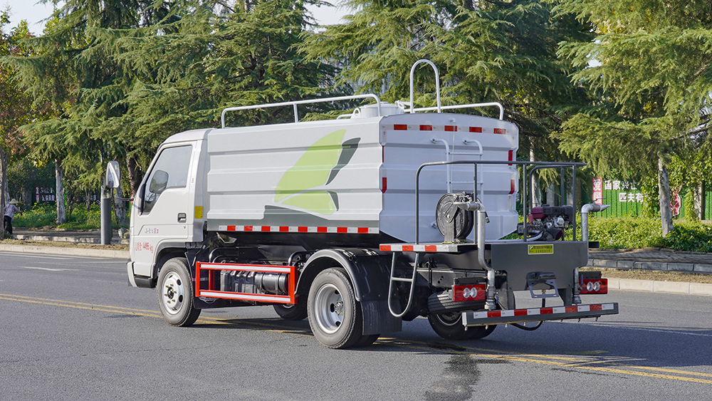 福田时代小卡之星3净浆洒布车-方罐抑尘