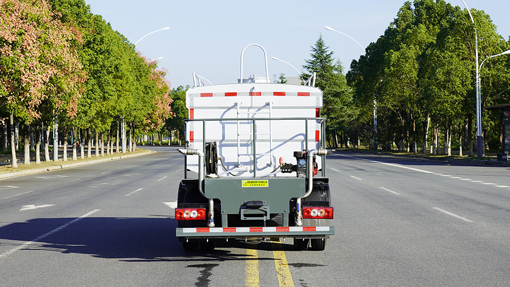 福田时代小卡之星3净浆洒布车-方罐抑尘