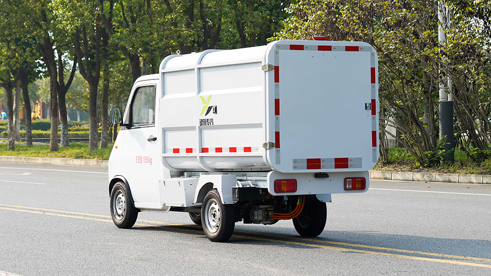 小神童挂桶垃圾车