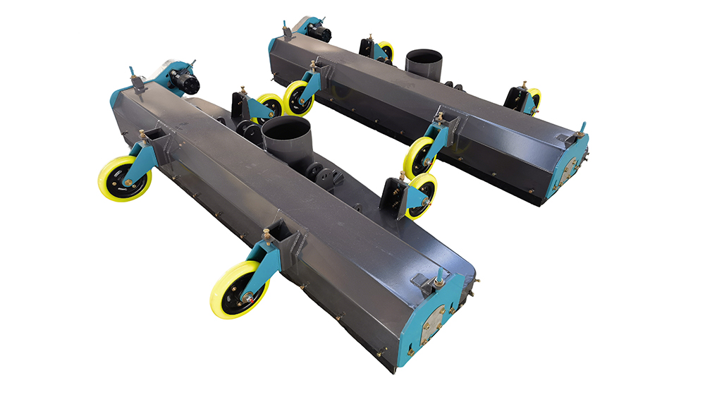 后置吸尘车滚扫吸盘